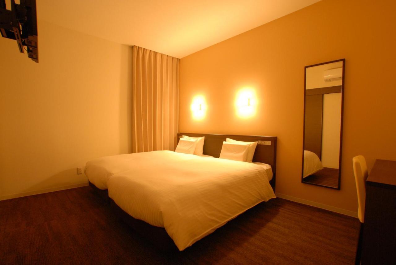 Ab Hotel Isesaki Екстериор снимка